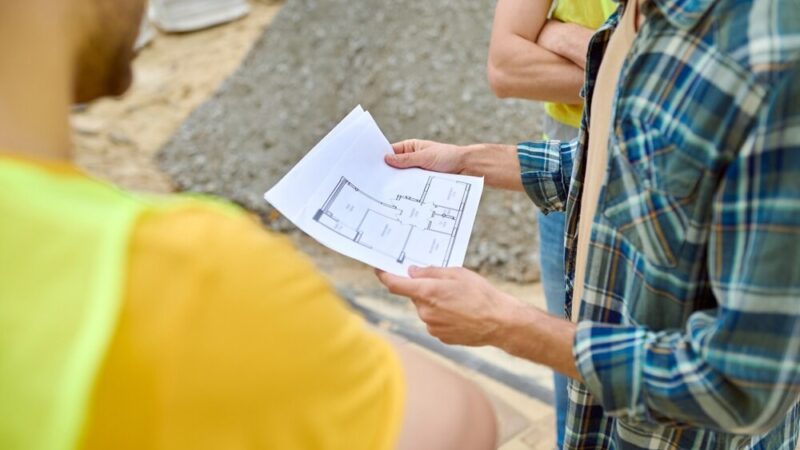 Deweloperka na Woli: Milionowe długi i kontrowersyjna budowa pod oknami mieszkańców