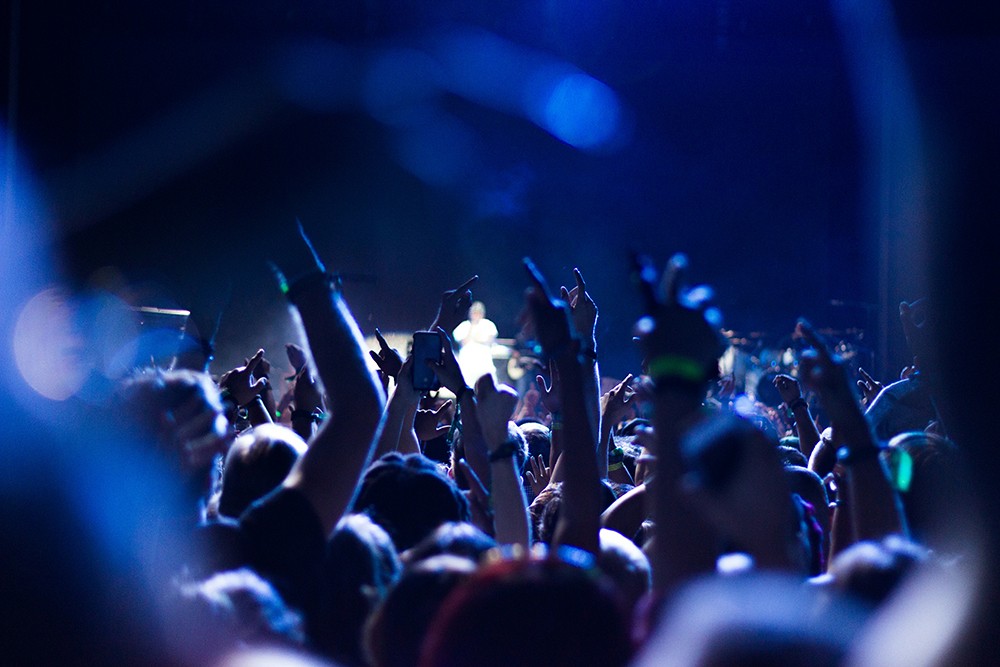 Bad Bunny zaprasza na darmowy koncert na żywo! Gdzie oglądać?