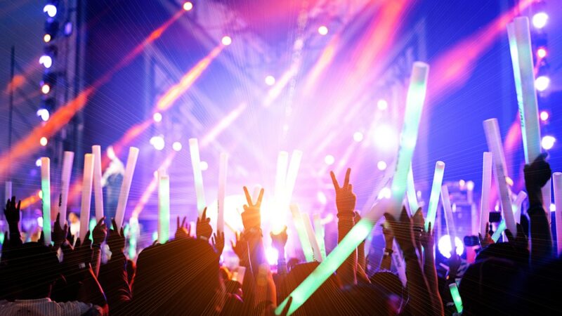 Muzyczne wieczory przy świecach: odkryj magię kameralnych koncertów