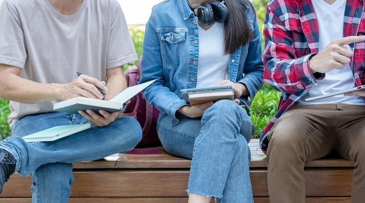 Nowe kierunki studiów w Akademii Katolickiej: rozwijaj sztukę, liturgię i przywództwo!