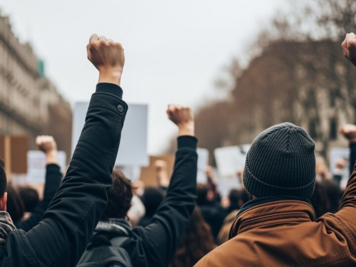 Protest Służby Więziennej w Warszawie: Czas na konkretne zmiany, nie obietnice!