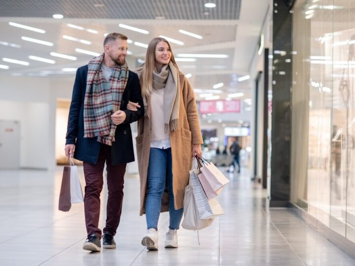 Uniqlo powraca do Warszawy! Zobacz, kiedy otworzy nowy butik w Wars Sawa Junior