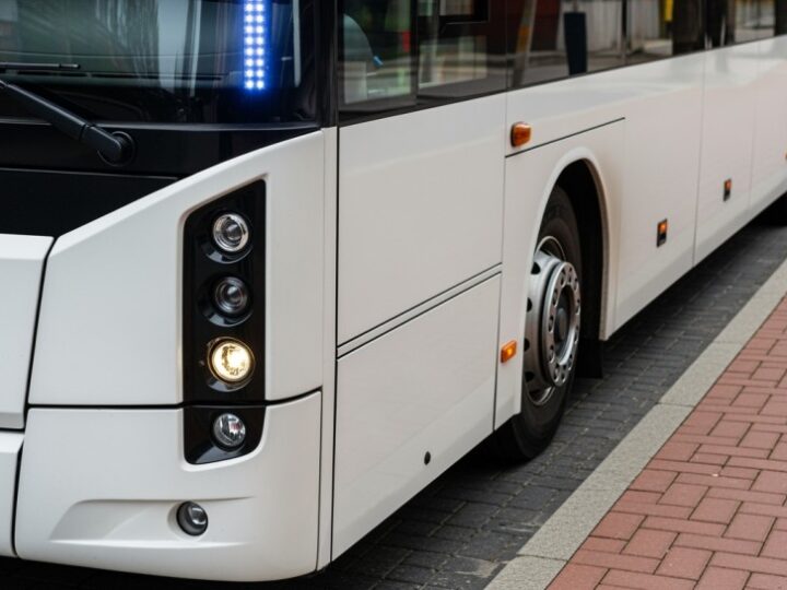 Warszawa inwestuje w przyszłość: 79 nowych elektrycznych autobusów na ulicach!