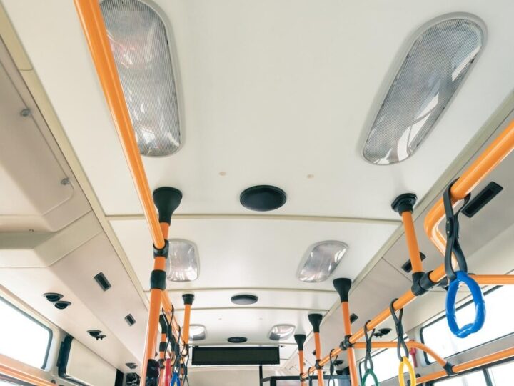 Warszawa wkrótce zyska 79 nowoczesnych elektrycznych autobusów – zielona rewolucja w komunikacji!