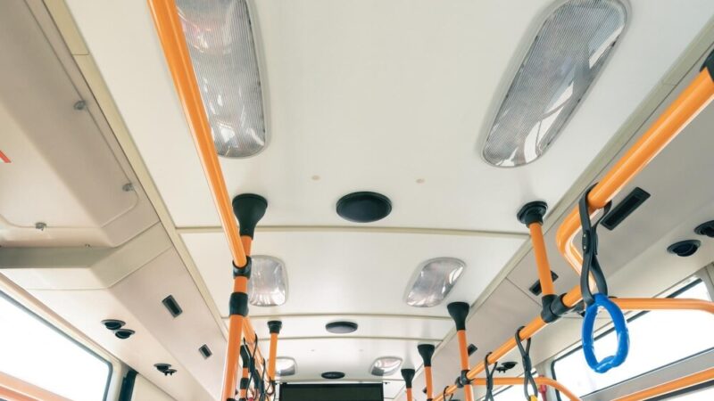 Warszawa wkrótce zyska 79 nowoczesnych elektrycznych autobusów – zielona rewolucja w komunikacji!