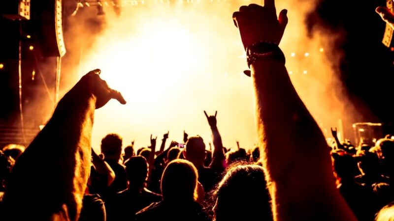 Warszawskie weekendowe festiwale: Muzyka, światło i kulinarne przygody dla każdego!