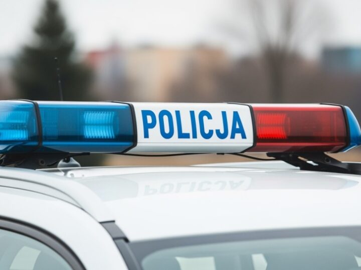 17-latek z marihuaną w ręku zatrzymany przez policję na ulicy Pragi Południe