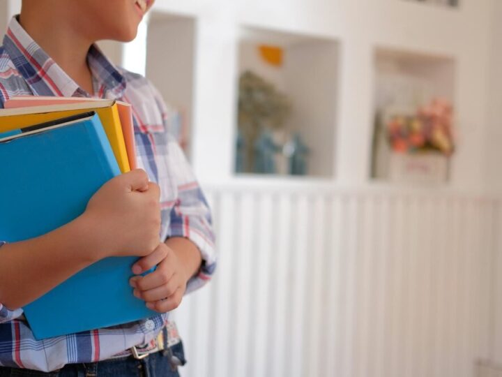 Dyrektorzy szkół w Woli na czołowej linii bezpieczeństwa: Nowoczesne szkolenie proobronne dla edukacji