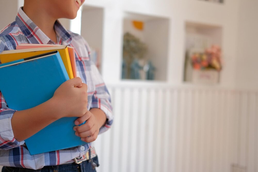 Dyrektorzy szkół w Woli na czołowej linii bezpieczeństwa: Nowoczesne szkolenie proobronne dla edukacji