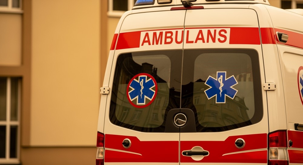 Bielanccy dzielnicowi w akcji: eskortowali rodzącą kobietę do szpitala!