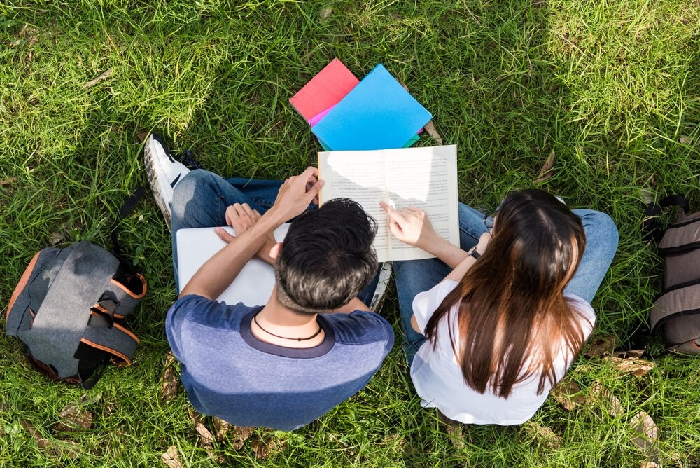 Warszawskie Święto Edukacji Kulturalnej: Inspirujące Projekty, które Łączą Społeczność!
