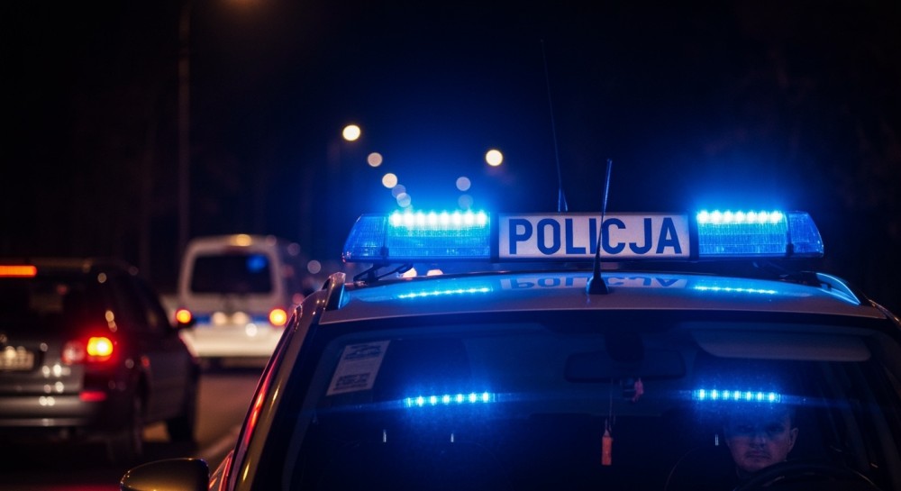 Zatrzymani za nielegalny hazard: Policja rozbija sieć nielegalnych automatów w Warszawie