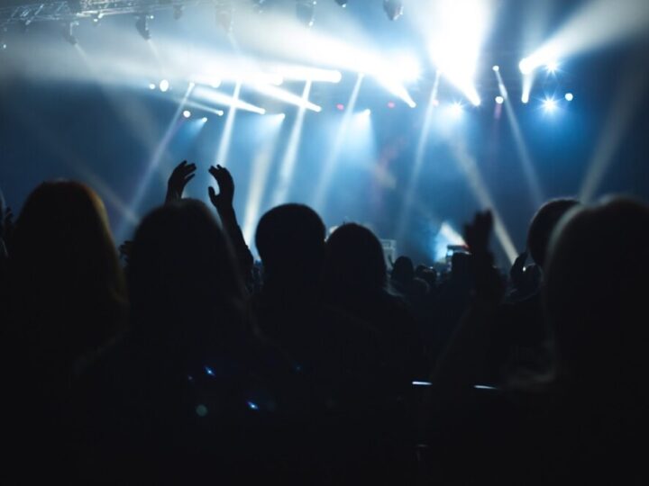 Świętuj Niepodległość z Muzyką: Koncert w Dzielnicy Włochy!