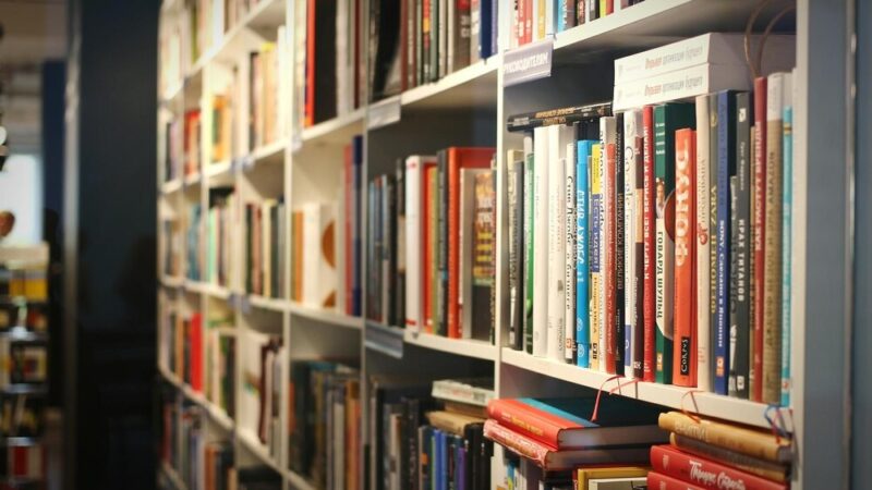 Meksykańska magia w bibliotece: twórz radosne dynie z dziećmi!