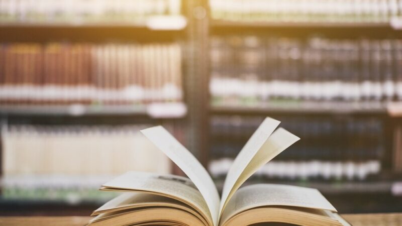 Michał Czernecki: Gwiazda Polskiego Kina w Bibliotece Koszykowej