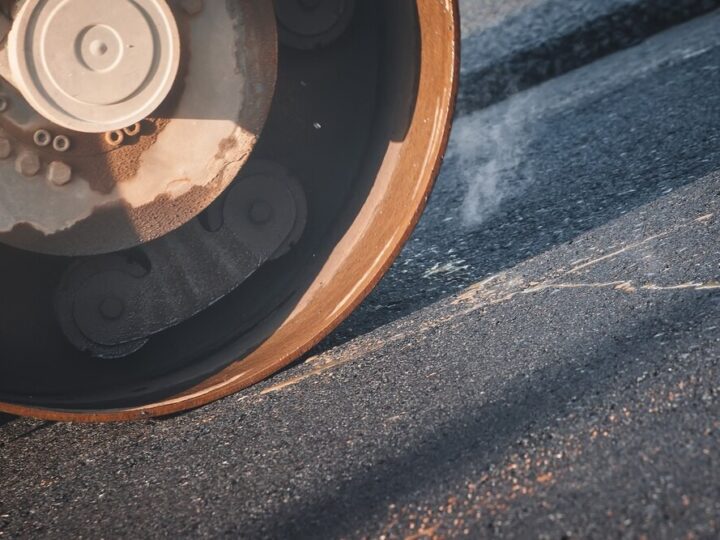 Ulica Brata Alberta zamknięta: objazdy i zmiany w ruchu od 4 listopada!