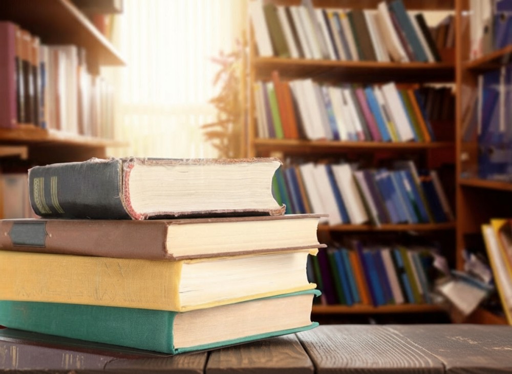 Rysunkowe warsztaty w Bibliotece na Koszykowej: Odkryj architekturę i lokalną tożsamość!