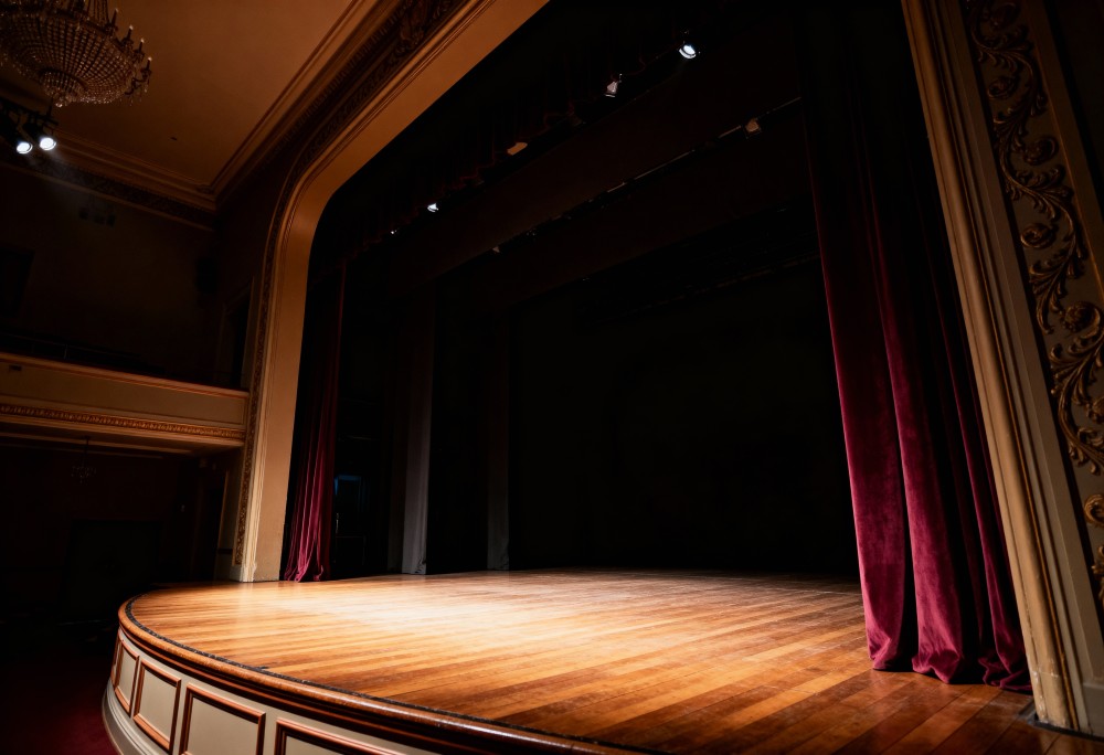 Teatralne czary w bibliotece: cztery magiczne spektakle dla dzieci