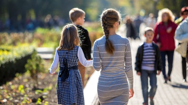 Ursynów świętuje seniorów: Wzruszające chwile pełne radości i wspomnień