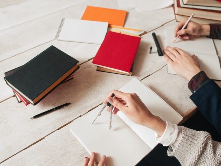 Żoliborz Świętuje Edukację: Uczniowie i Nauczyciele w Roli Głównej!