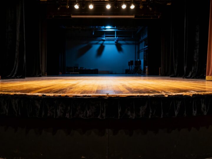 Teatralne Skarby Ogrodu Saskiego: Odkryj Magię Przeszłości!