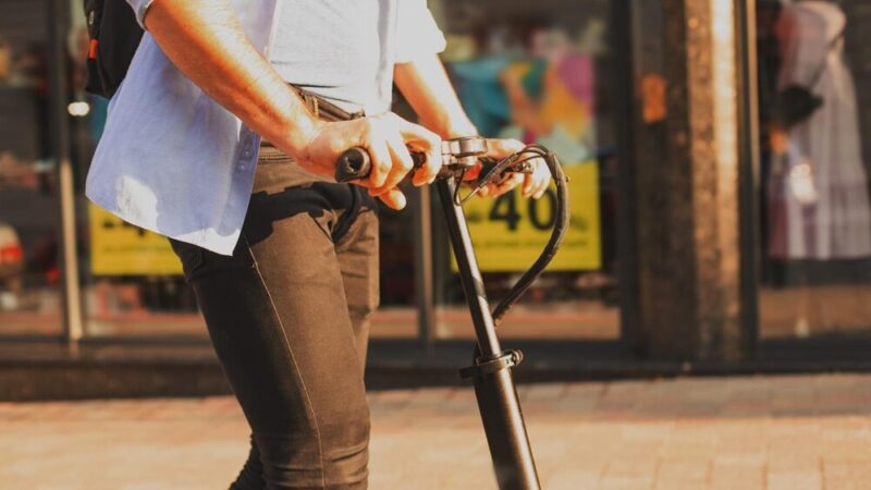 Młodzież na drodze: Uczymy się bezpieczeństwa w Śródmieściu