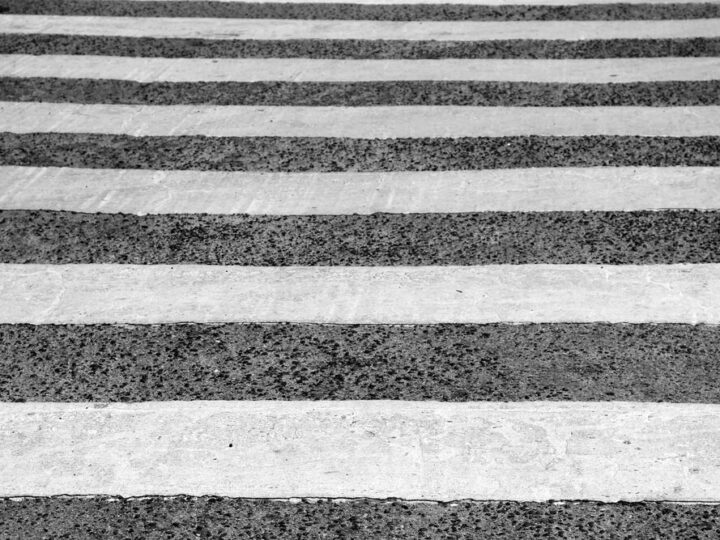 Nowe życie ulicy Mariana Keniga: Bezpieczniejsze przejścia i zieleń dla pieszych