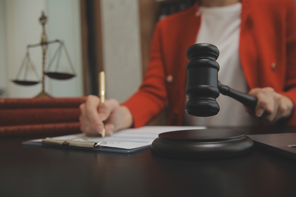 Fałszywe oskarżenie policjantów kończy się wyrokiem skazującym