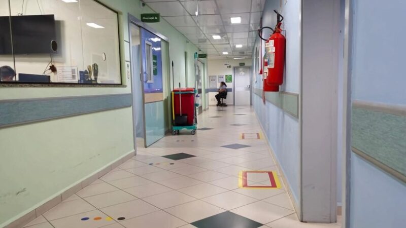 Zabezpiecz swój dom: Jak prawidłowo montować czujki dymu i czadu?