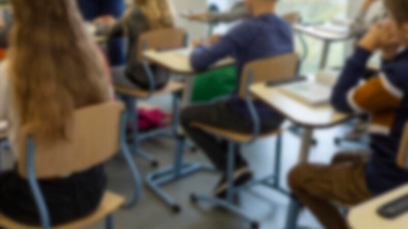 Jesień w bibliotece: Odkrywamy tajemnice przyrody z liściem Jasiem!