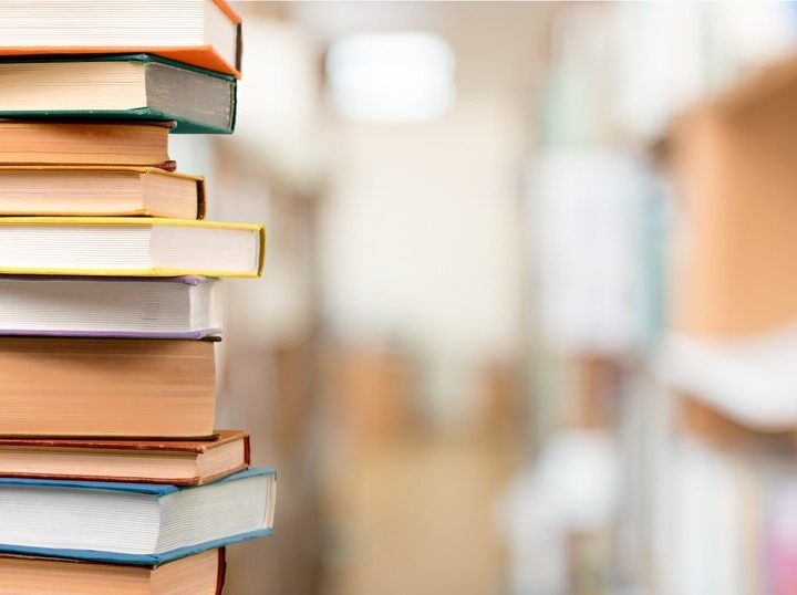 Mali bohaterowie dnia codziennego – wystawa ilustracji w bibliotece Mokotów