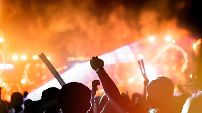 Wisła 44: Muzyczna Odyseja w Sercu Warszawy