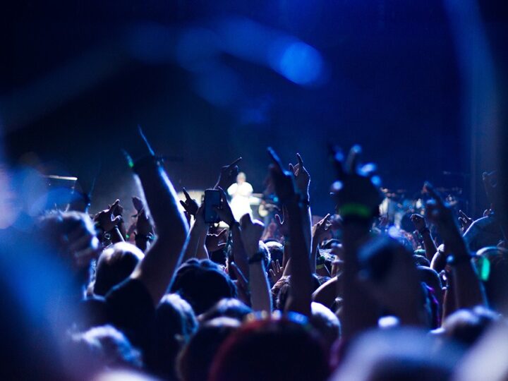 Muzyczne Przygody Maluchów: Odkrywaj świat rytmu i dźwięków z dziećmi