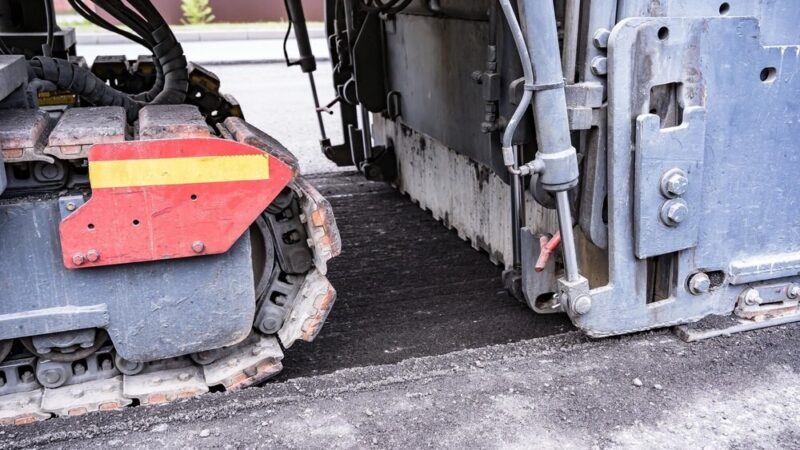 Rewolucja na ul. Grzybowskiej: jednokierunkowy ruch i przebudowa trwają!