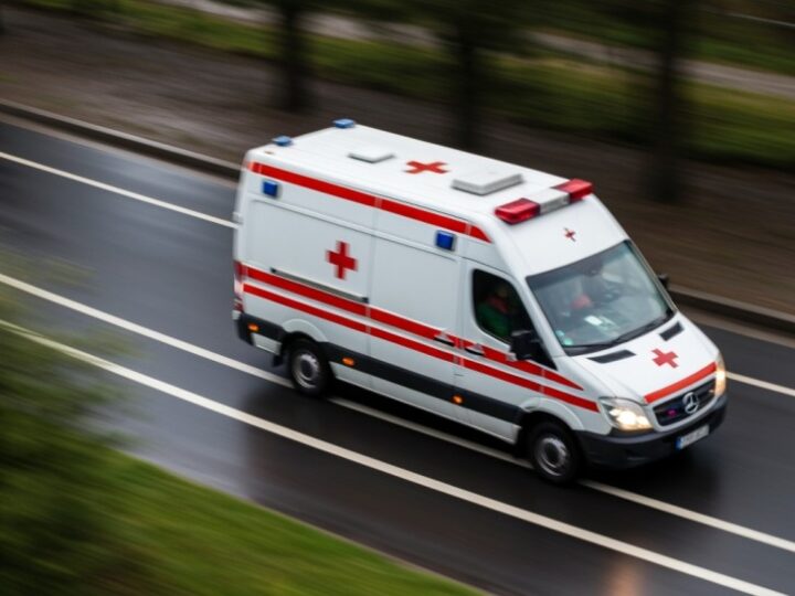 Szybka akcja policji ratuje życie mężczyzny podczas zgromadzenia