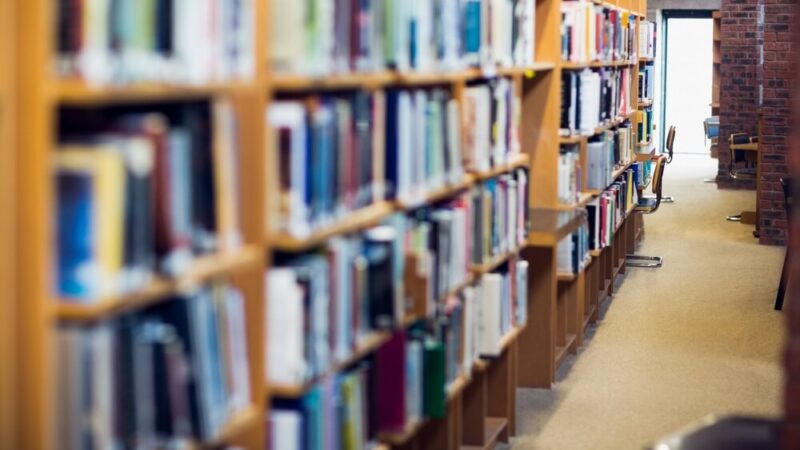 Nowa era w Odolance: Biblioteka zamknięta na czas rewolucyjnych zmian!