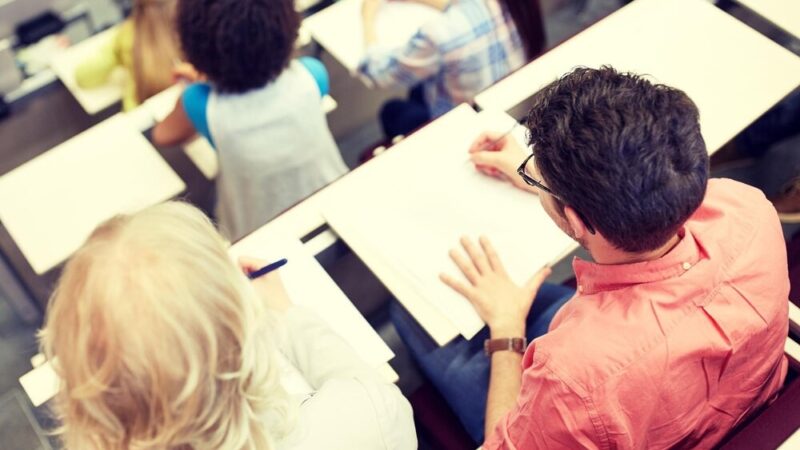 Wsparcie psychiczne w ursynowskich szkołach: nowy program dla nauczycieli