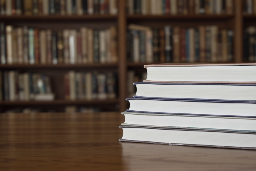 Baśniowy Wilk i Sowa: Dzieci Odkrywają Magię Literatury