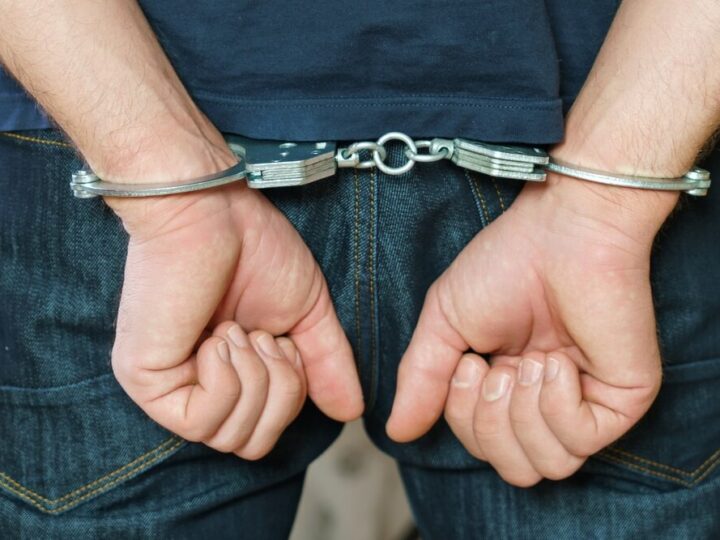 Zatrzymany z 6 tysiącami paczek nielegalnych papierosów