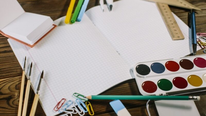 Bezpieczeństwo w szkołach: walka z hejtem, przemocą i cyberzagrożeniami