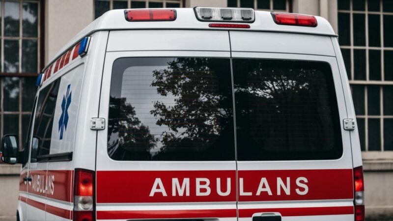 Patrol policji uratował życie mężczyzny w krytycznym stanie