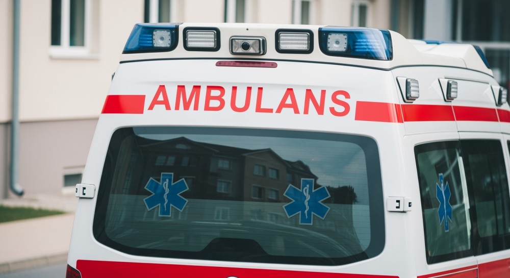 Ewakuacja szkoły w Toporze po rozpyleniu drażniącej substancji – policja bada sprawę