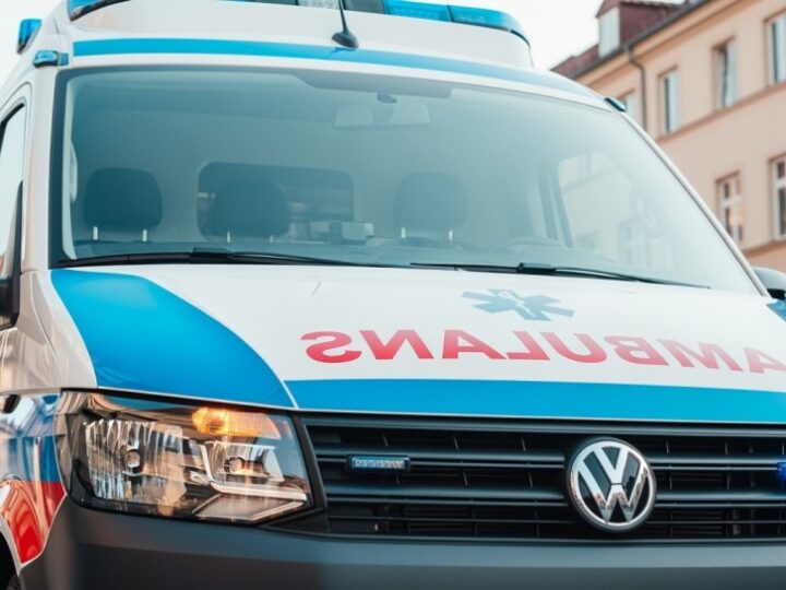 Warsztaty pierwszej pomocy: Kluczowe umiejętności ratujące życie na drogach