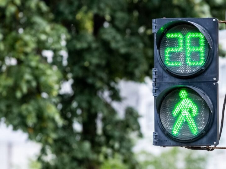 Potrącenie 4-latki na przejściu: apel o ostrożność na drogach