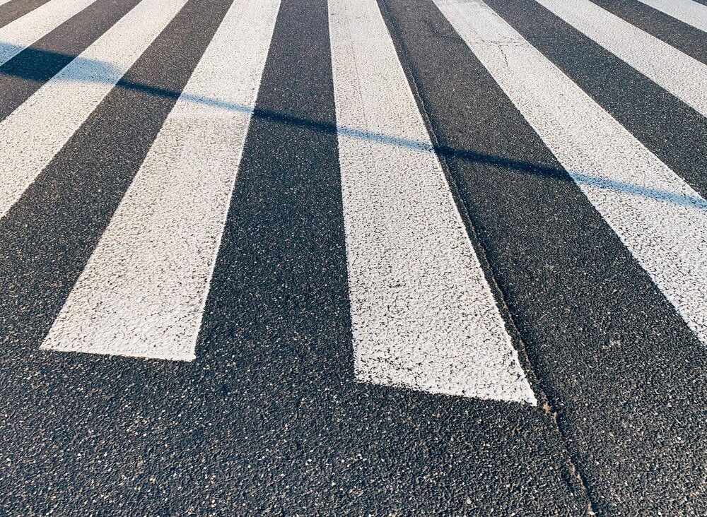 Policjanci edukują przedszkolaków o bezpieczeństwie na drodze