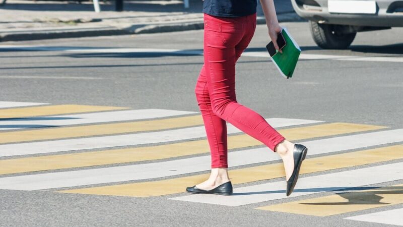 Bezpieczna droga i internet: Jak chronić się przed zagrożeniami