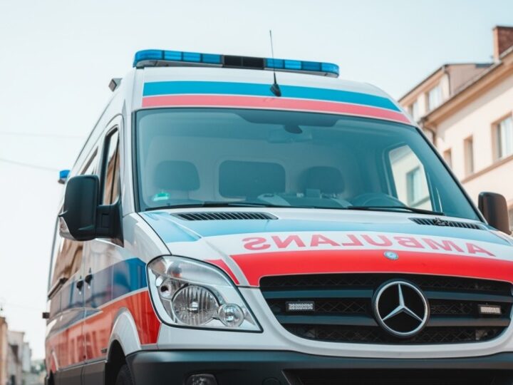 Bezpieczeństwo na Święcie Plonów w Paprotni: Policjanci w akcji