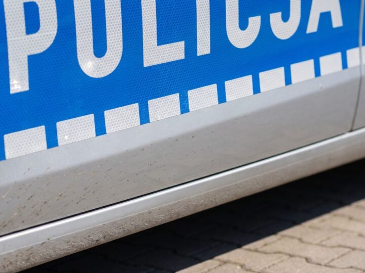 7800 złotych odzyskane! Policja szybko zidentyfikowała właściciela gotówki