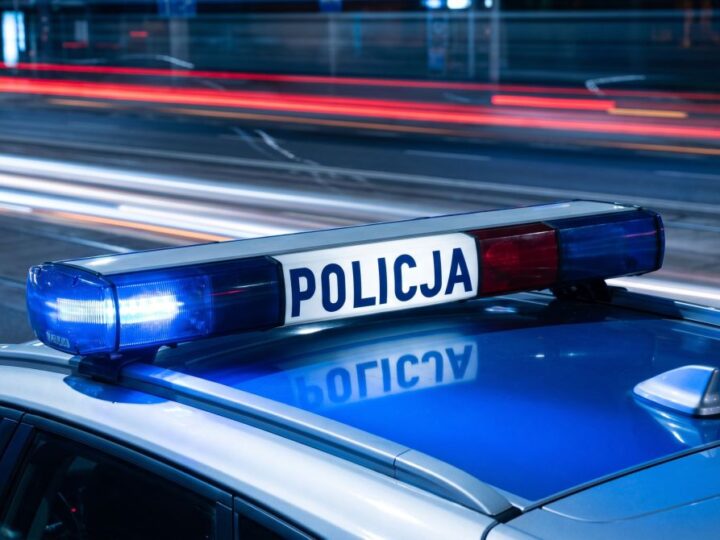 Mężczyzna strzelał w kierunku przechodnia, policja go zatrzymała i zabezpieczyła broń
