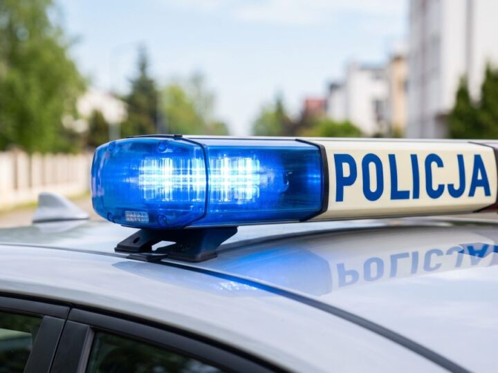 Agresywny mężczyzna groził policjantom nożem
